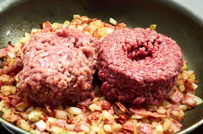 ground beef and pork in pan