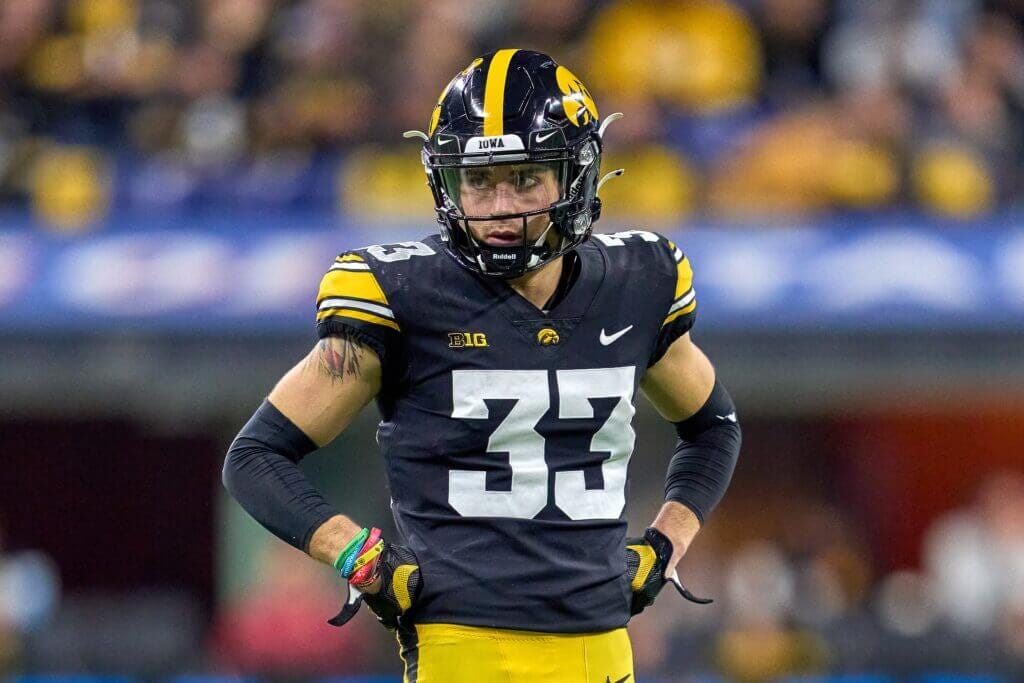 Iowa CB Riley Moss on why he delayed his NFL dream for one more season with  the Hawkeyes - The Athletic