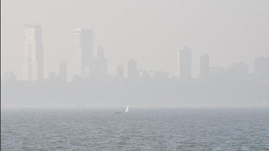 MPCB's 'response' to city's air crisis: Shift AQI monitors where air's  cleaner | Mumbai news - Hindustan Times