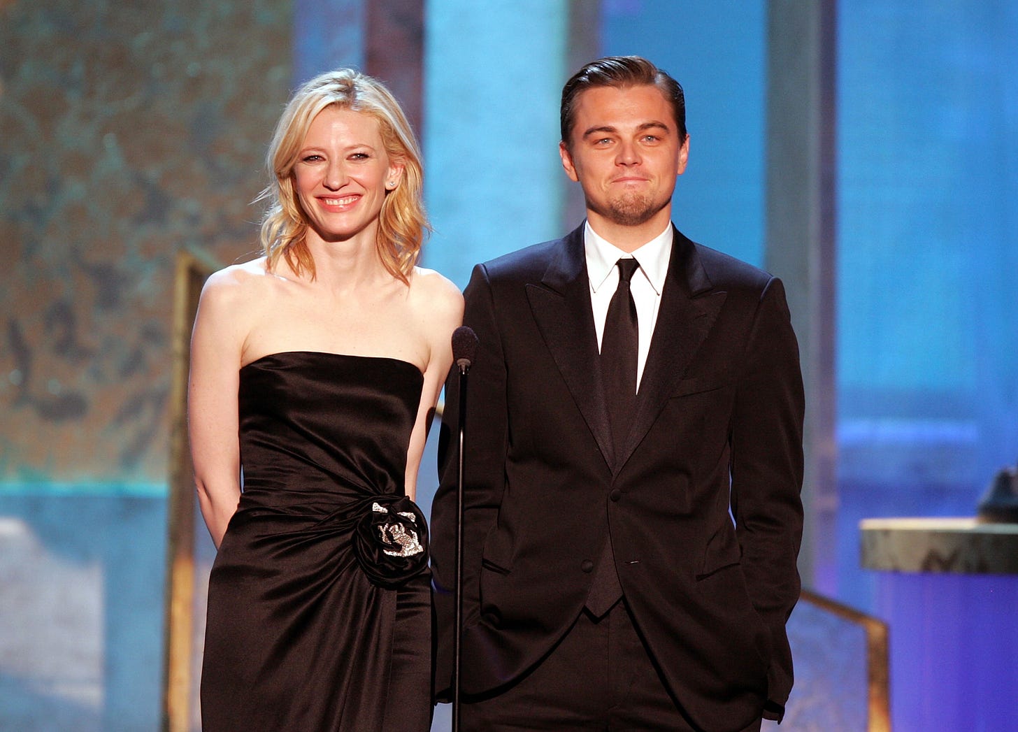 Leonardo DiCaprio and Cate Blanchett arrive at the premiere of their film The Aviator on January 7, 2005 in Berlin