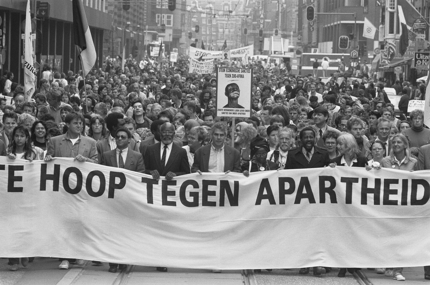Anti-Apartheid Movement - Wikipedia
