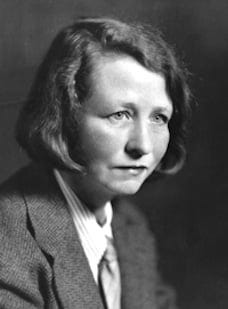 Edna St. Vincent Millay in suit and tie3