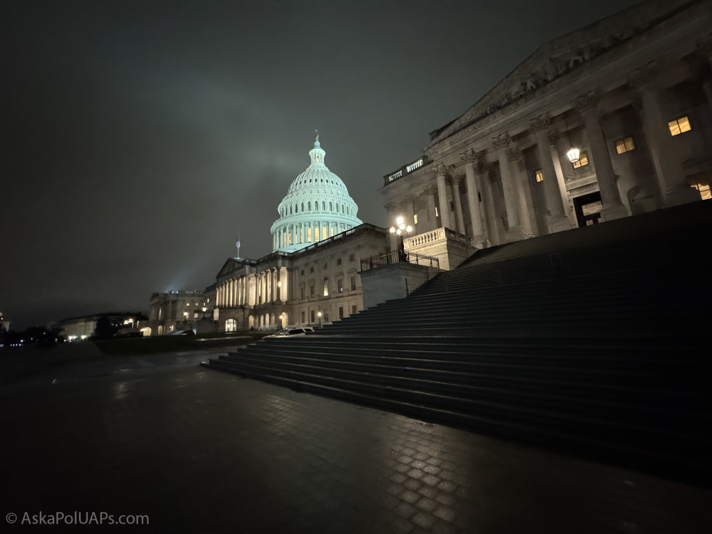 US Capitol steps leading up to building at 6am when it was dark but dome lit up. Photo: Matt Laslo © Ask a Pol US Capitol steps leading up to building at 6am when it was dark but dome lit up. Photo: Matt Laslo © Ask a Pol