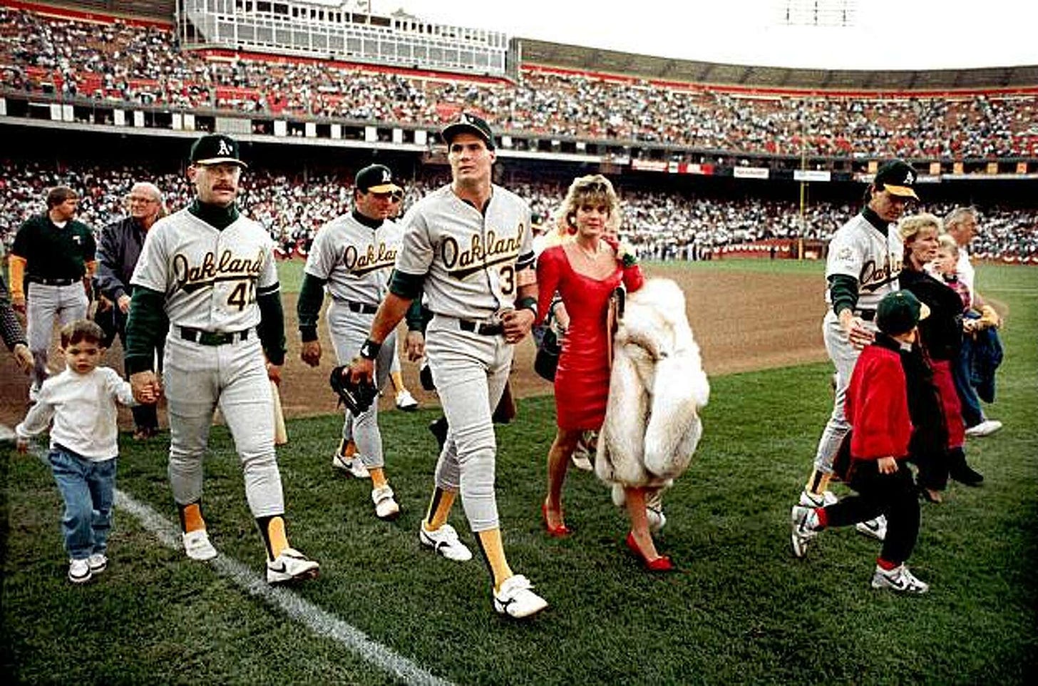 1989 World Series quake: Giants, A's remember day that shook baseball