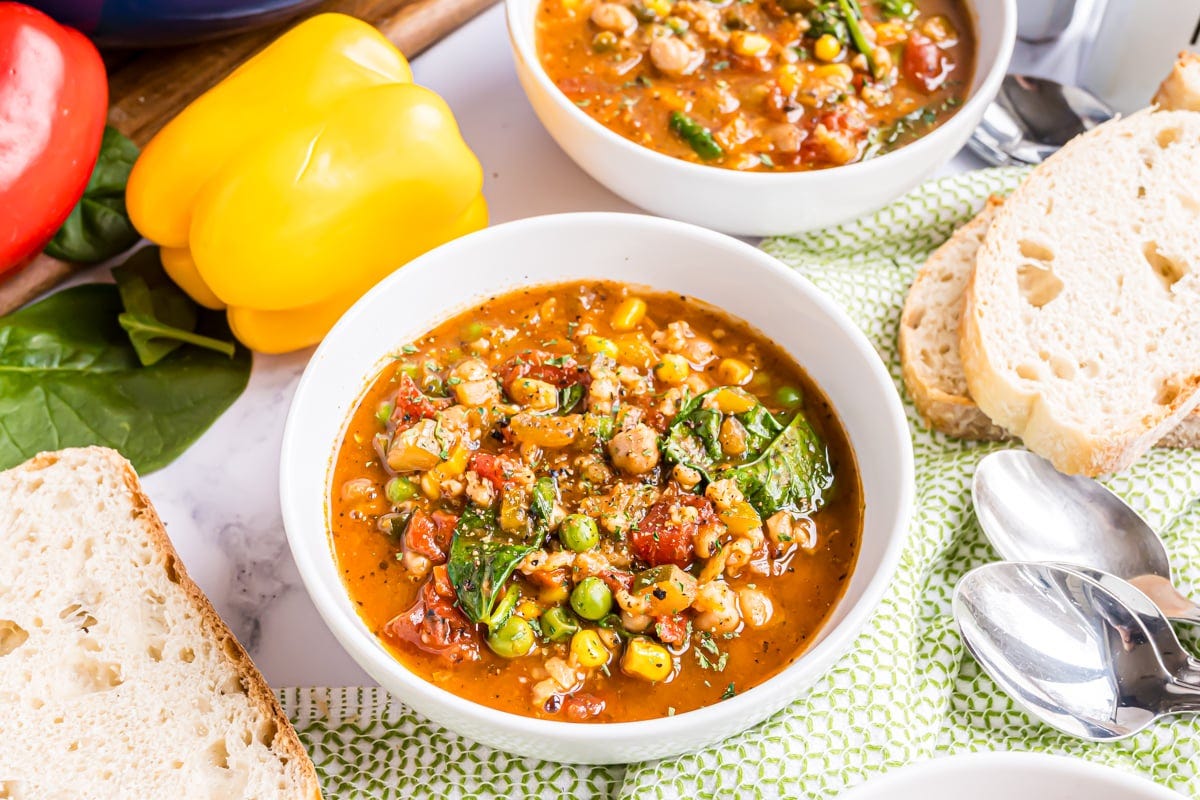 A bowl of Panera 10 Veggie Soup.