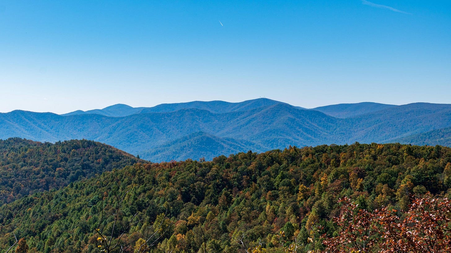 A hazy early fall day at Shenandoah National Park, Virginia, USA : r/hiking