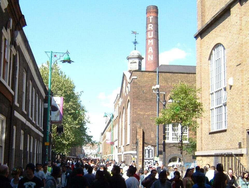 File:Old Truman Brewery (27416820).jpg