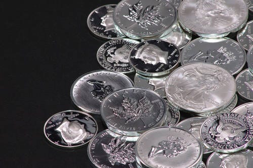 Silver Drops 3% As Geopolitical Tensions Ease
