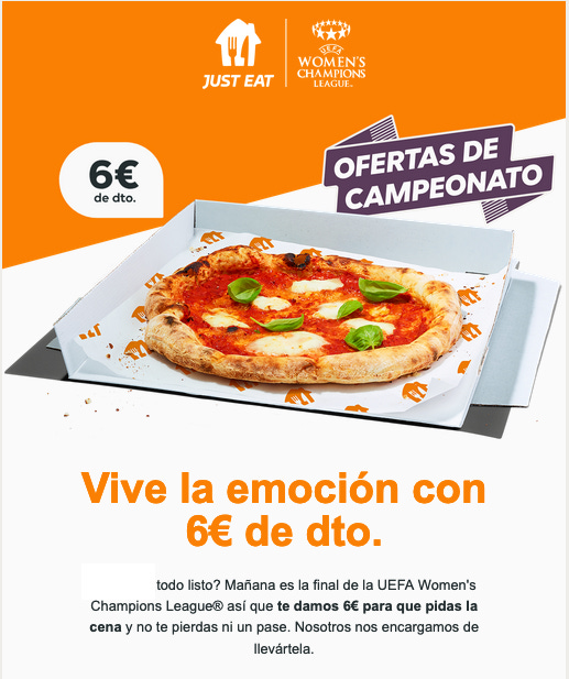 Schermata della mail di Just Eat con una pizza al centro e lo sconto offerto per la partita di campionato.