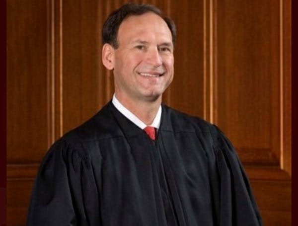 Justice Alito Excoriates Illinois Sen. Dick Durbin Over Calls For Recusal