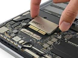 Does the 2017 nTB MBP 13 have a replaceable SSD? | MacRumors Forums