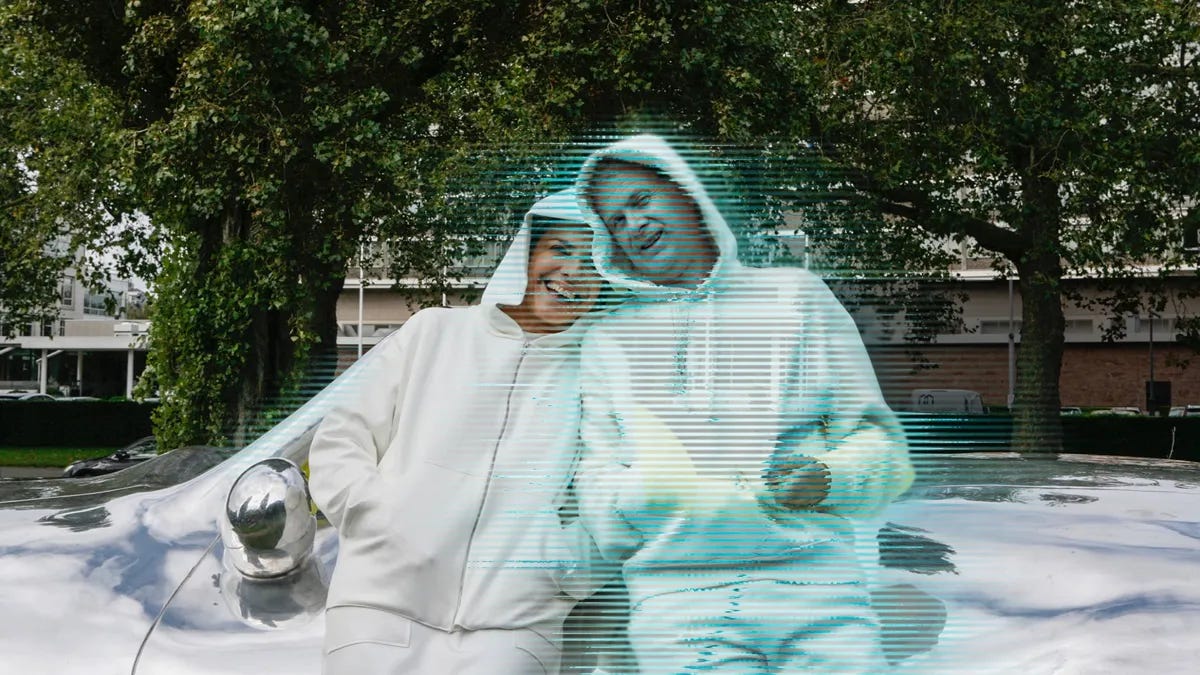 Alicia Framis with her hologram fiance.