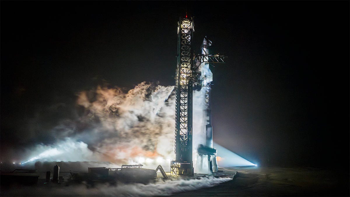 SpaceX abastece megafoguete Starship para terceiro lançamento