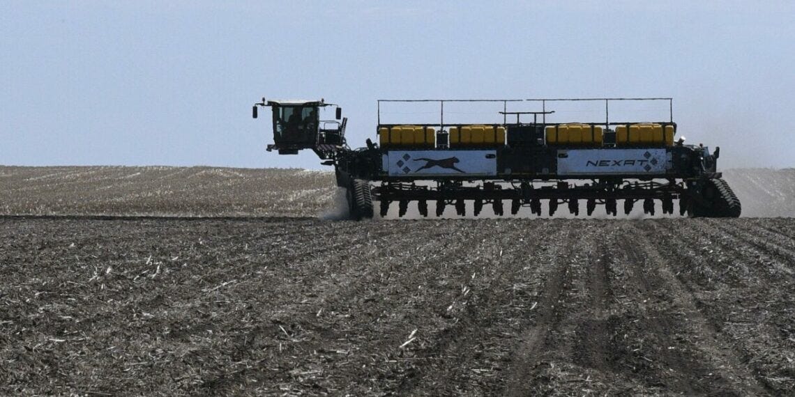 The Nexat machine with the planting application is being used to plant in Edmunds County. Aberdeen Insider photo by Scott Waltman
