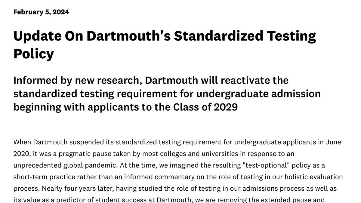报告指出 SAT 和 ACT 成绩对于录取有潜力的学生至关重要
