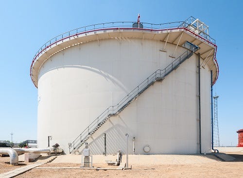 Atmospheric storage tank shutterstock_259615487  is not to do with climate change or process safety; it is to do with 
