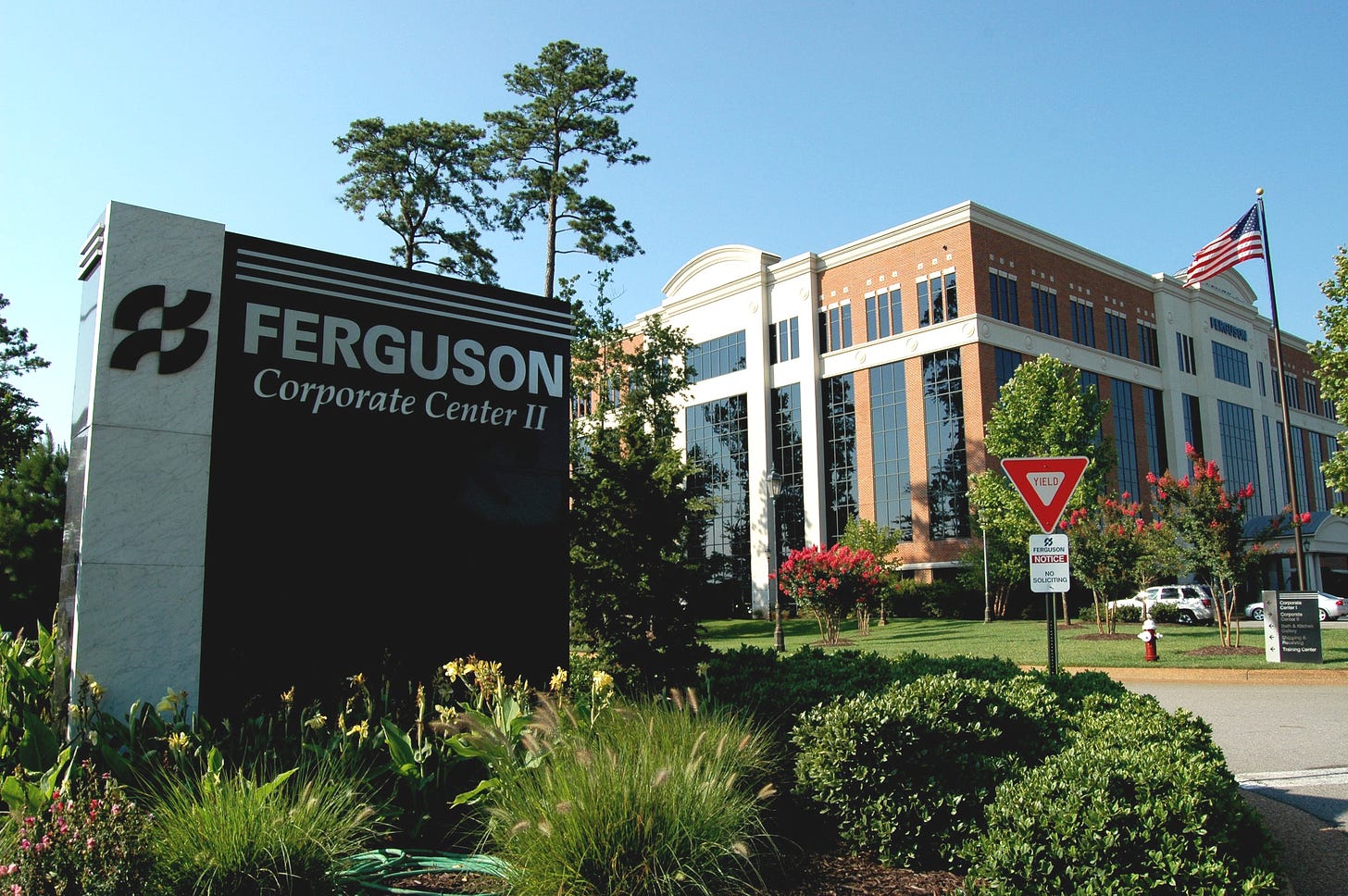 Ferguson Enterprises Corporate Headquarters II — Thompson Consulting  Engineers
