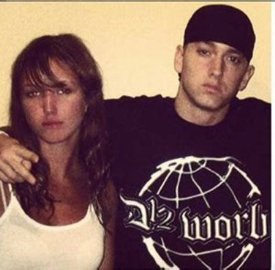 𝘚𝘏𝘈𝘞𝘕 ❌ on X: "This deserves a community note stating that this was  PHOTOSHOPPED. Stop with the fake news, Eminem has never been spotted with  any victim of Jeffrey Bumstein. Don't play