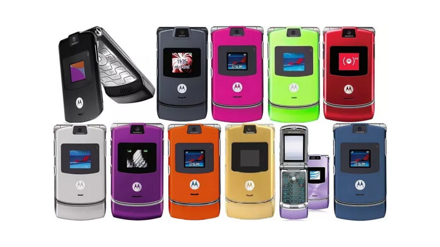 Taking a look at the Motorola Razr V3 on its 14-year anniversary