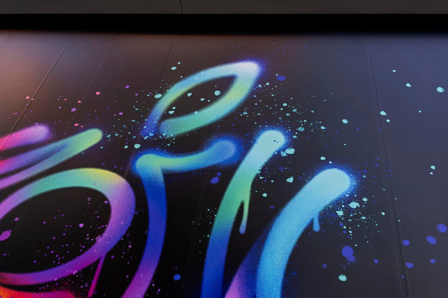 The graffiti-inspired barricade for Apple Hongade, photographed up close.