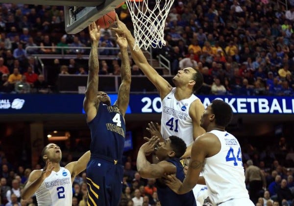 kentucky beats notre dame march madness