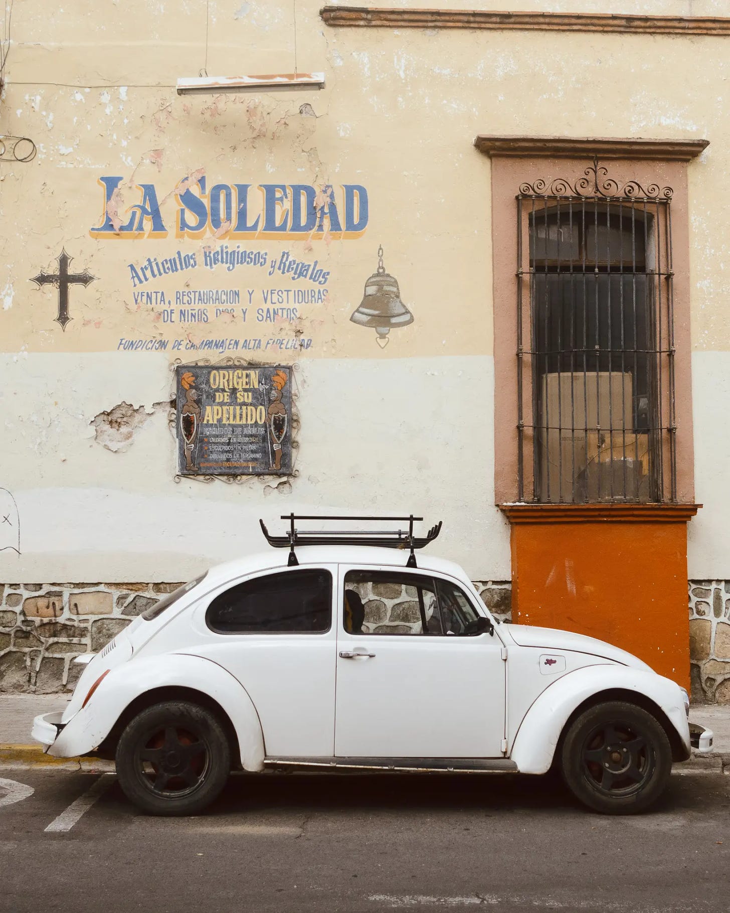 An old VW bug on the streets of Oaxaca