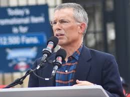 Paul Dolan (baseball) - Wikipedia