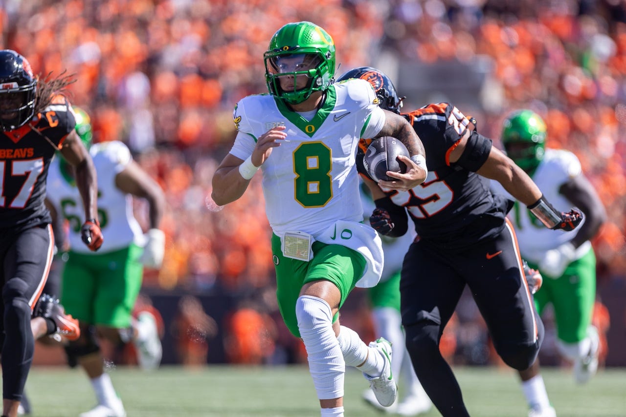 Dillon Gabriel finds freedom in space vs. Oregon State: 'There's trust in  my legs' - oregonlive.com