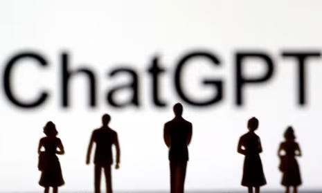 Chat GPT escrito ao fundo com sombra de pessoas na frente