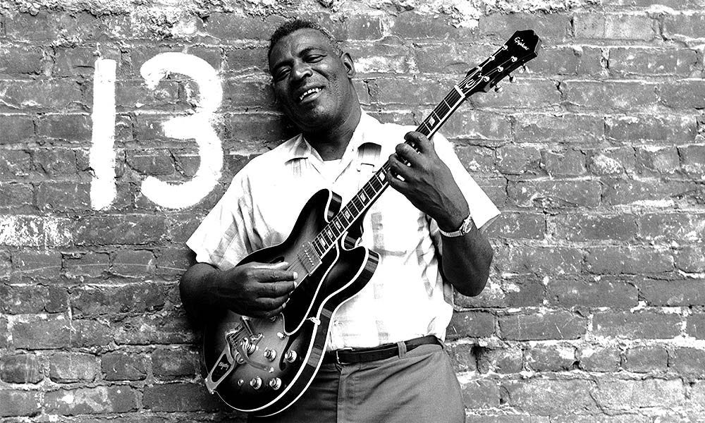 Howlin' Wolf - Performer Of Great Power And Magnetism | uDiscover Music