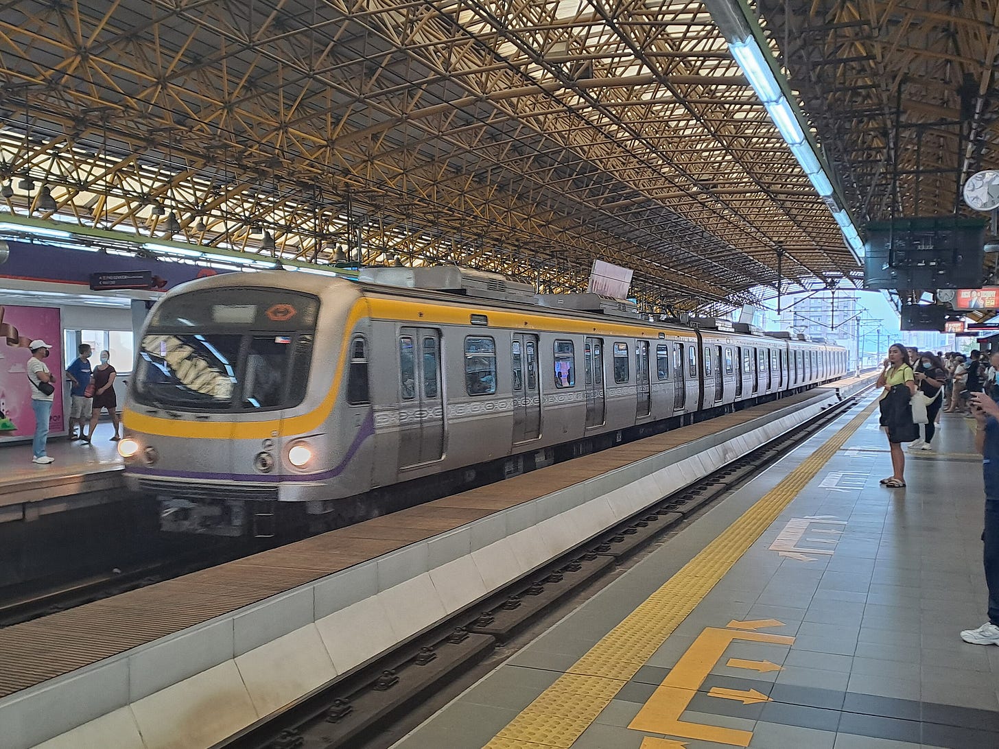 A Line 2 train at Araneta Center–Cubao station