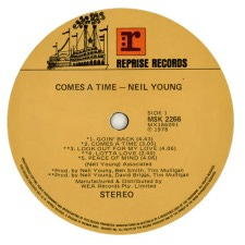 Neil Young comes a time LP