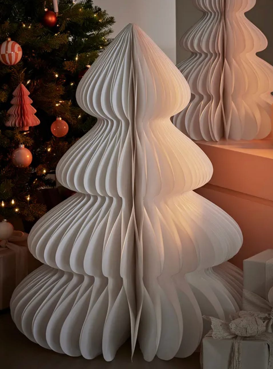 oversized paper christmas tree