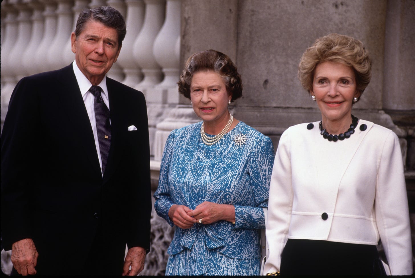 Queen Elizabeth with Reagans at Buckingham Palace in 1989