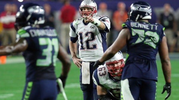 tom brady directing new england patriots for super bowl xlix win 2015