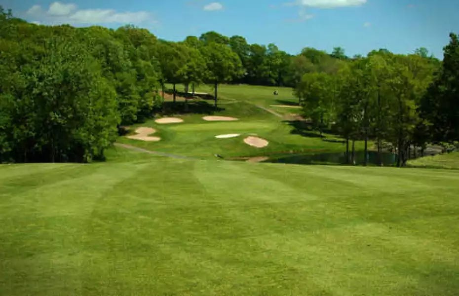 Laurel View Country Club in Hamden, Connecticut, USA | GolfPass