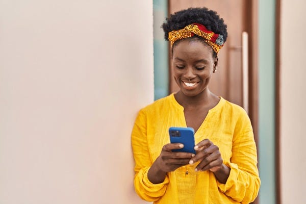 472,455 Black People On Phones Royalty-Free Images, Stock Photos & Pictures  | Shutterstock