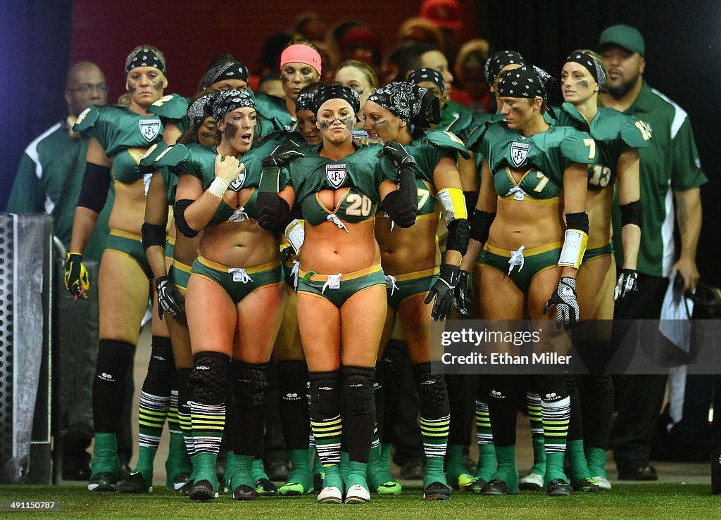 Members of the Green Bay Chill, including Stephanie Ponzer , wait to...  News Photo - Getty Images