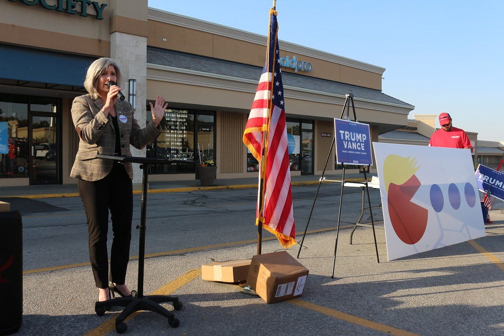 Iowa Sen. Joni Ernst rallies Trump volunteers on Day of Action