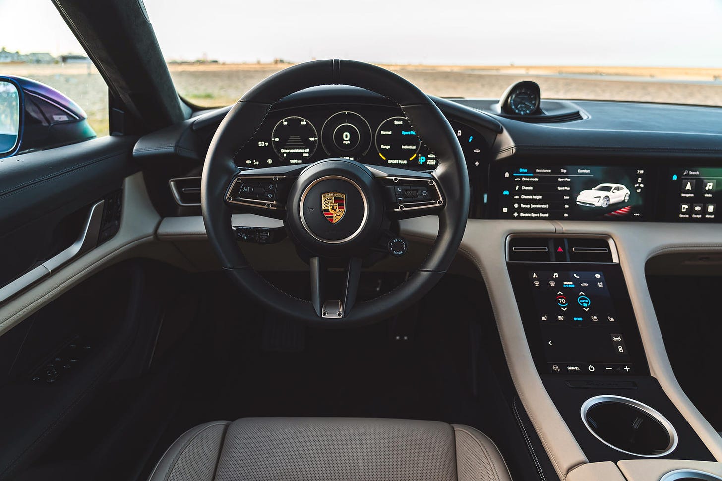 2023 Porsche Taycan Turbo Cross Turismo Interior Dimensions: Seating, Cargo  Space & Trunk Size - Photos | CarBuzz