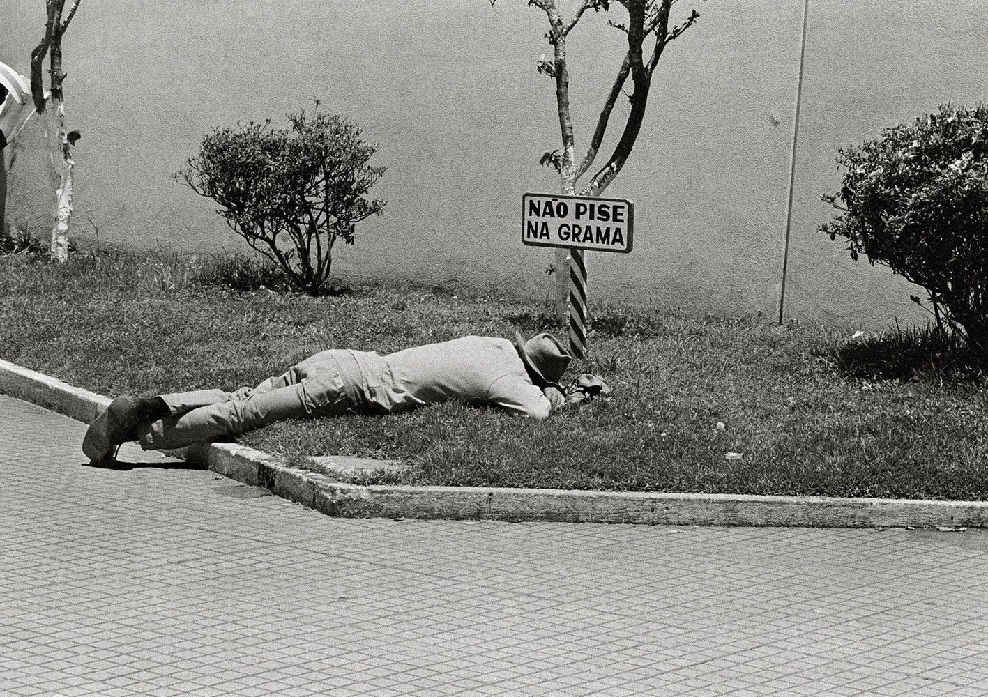 Não pise na grama, Mercado, Campos do Jordão, 1973