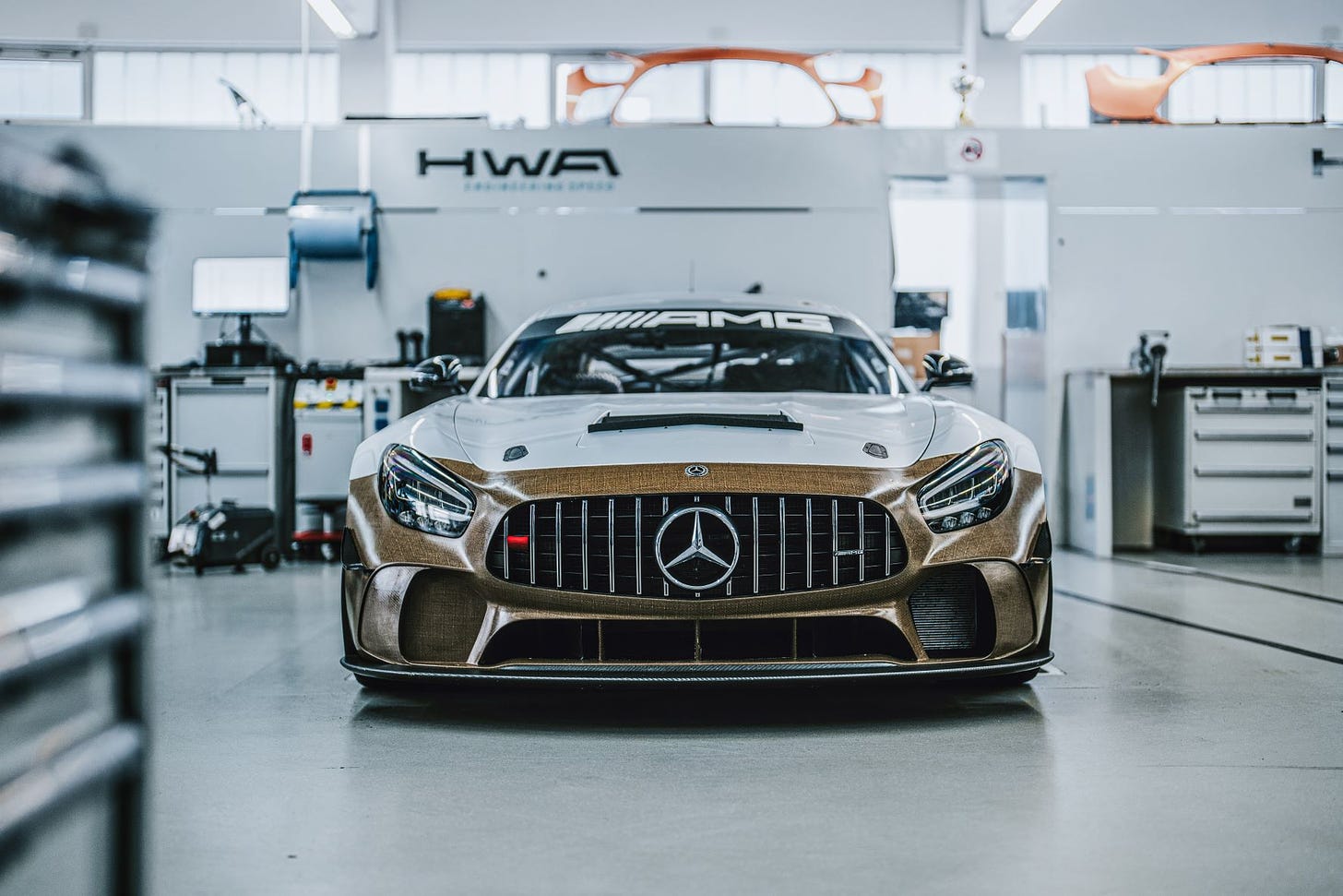 Mercedes-AMG GT4 race cars with natural fibre composite bumpers