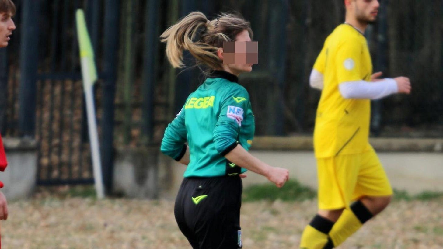 Umbria, insulti all'arbitra: "Devi fare la fine di Ilaria Sula" - La Stampa
