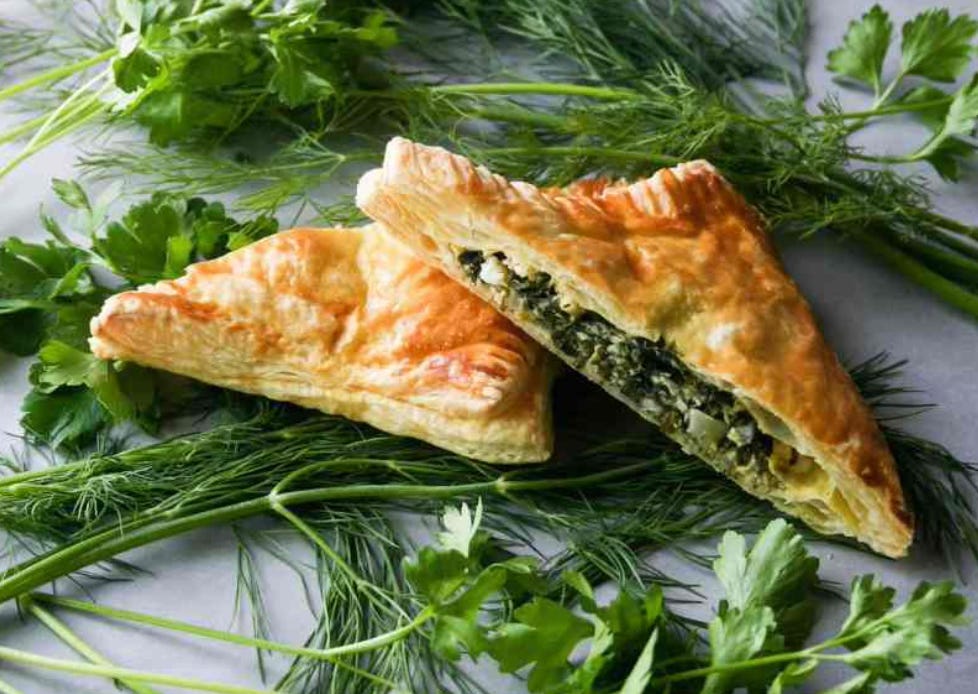 spanakopita with puff pastry