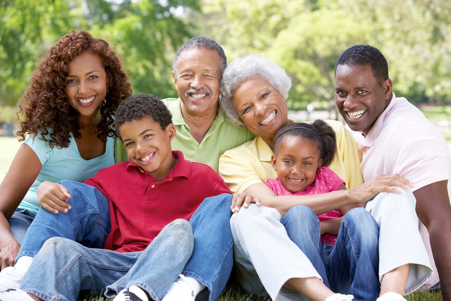 Definition of Extended Families: Meanings and Roles | LoveToKnow