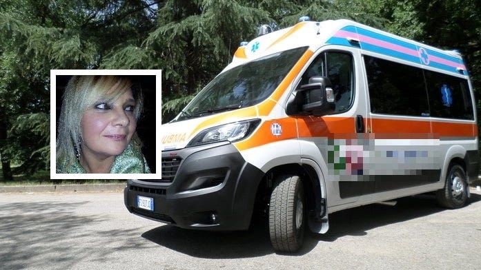 Un'ambulanza e nel riquadro Alessandra Paciarotti