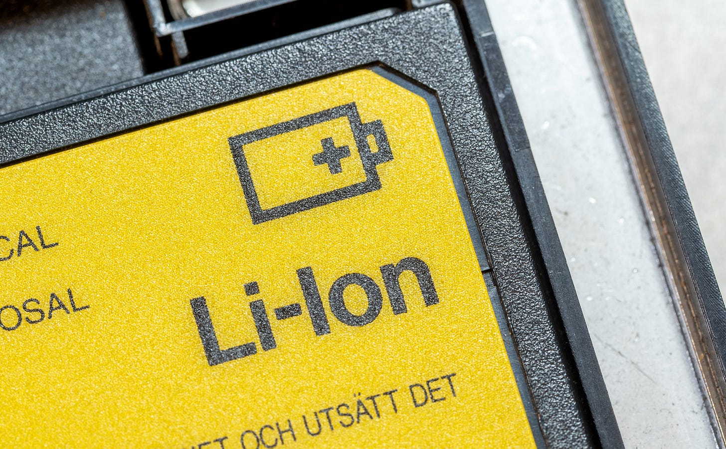Lithium-Battery-shutterstock_2450772739