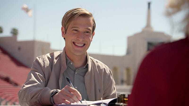 Tyler Henry Show 'Live From the Other Side' Features Real-Time Readings  With Celebrity Guests - Netflix Tudum