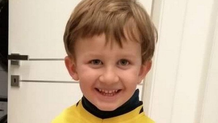 "Aiuto, il bambino non respira", muore a 4 anni nel Bresciano per un malore improvviso. I genitori di Evan Giroletti donano le cornee