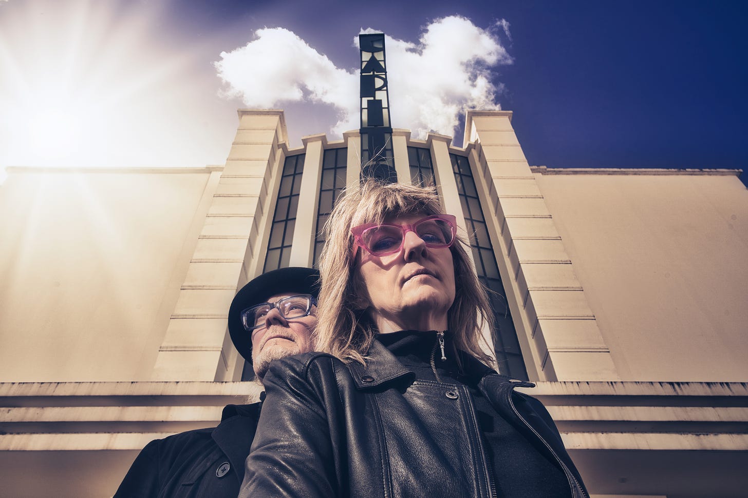 Suzy Starite and Simon Campbell outside the Cineteatro Capitólio in Lisboa  - photo Paul Husband